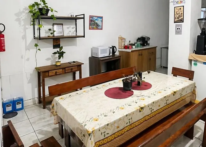 Bahia - Prox A Shopping Total E Hospital Presidente Vargas Albergue